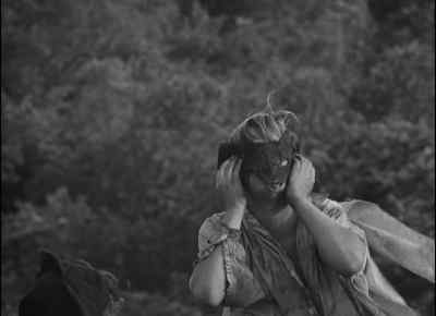 - Kill the pig!
- Oink, oink, oink. - Lord of the Flies