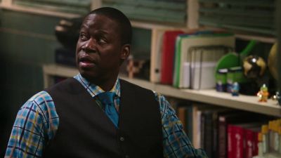 Killer's line of sight
was obstructed by the statue. - NCIS: New Orleans
