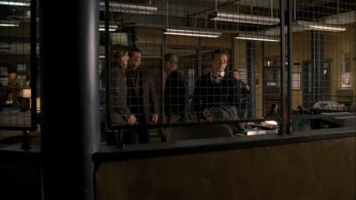 Killing Sarah to keep a
lid on her plagiarism? - Castle