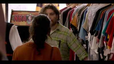 - Kim?
- OK, Danny, - Mr. Throwback
