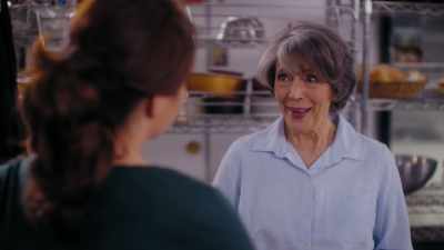 Kim, those things are amazing. - Christmas Cupcakes
