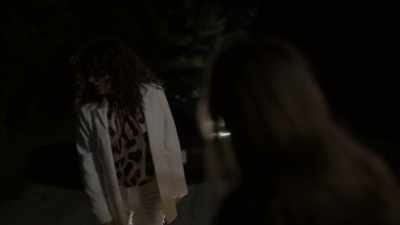 -[Kimberley groans] -What the heck? - Twisted Neighbor