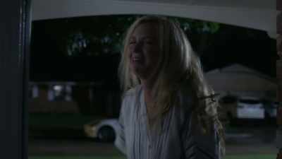 [Kimberley] Help! Someone!
Please! Help! - What The Nanny Saw