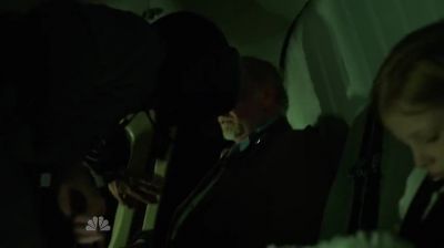 (King Frederick)
What? What is it? - Grimm