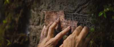 "King Kalaman and his
treasure laid to rest..." - The Lost City