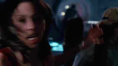 KINSA: Aah!
- Oh, my God! Go! Go! - Jason X