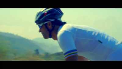 - [Kip] An exploding 
movement of elite athletes - What the Health