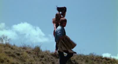 - Kirk, help. - The Texas Chain Saw Massacre