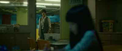 Kiss her lovely baby. - The Tag-Along 2