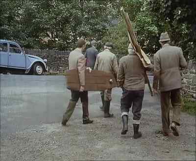 Kiss me, Howard. - Last of the Summer Wine