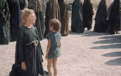 Kiss me, let's go ...
and hug me. - The Trojan Women