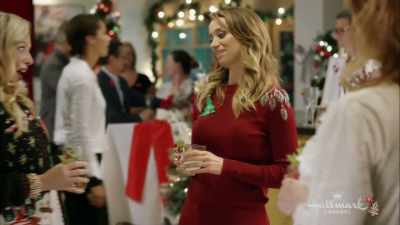 [kisses] - The Mistletoe Inn