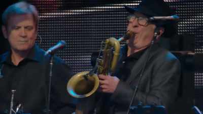 Kitty's Back
is a very different song, - Road Diary: Bruce Springsteen and The E Street Band