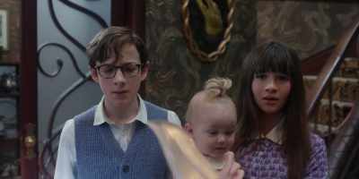 Klaus, you're still wearing
those idiotic glasses - A Series of Unfortunate Events