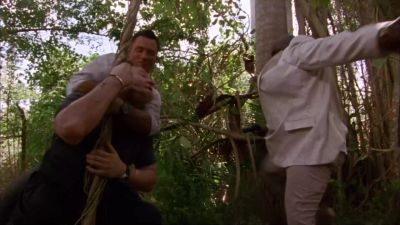 [ Knee Snaps ] - Burn Notice