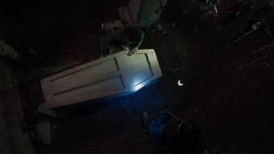 [knife rasping] - Van Helsing