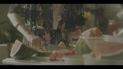[knife slicing] - Russian Doll