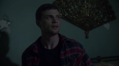 -[knob turning]
-[Lana] Shane! - House of the Witch