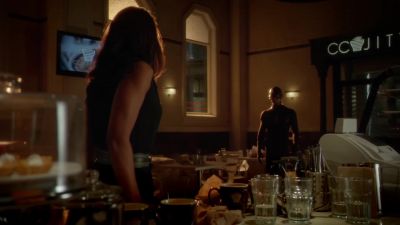 [Knock at door, bell chiming] - The Flash