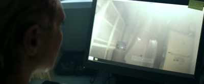 - [knock at door]
- Just a minute. - Trauma Center