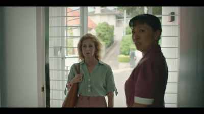 (KNOCK AT WINDOW)
Hey, you÷ - The Unusual Suspects