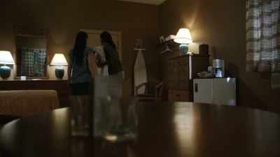 -[knock on door]
-[Ben] Maddie? - Siren