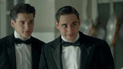 [KNOCK ON DOOR] - Grand Hotel