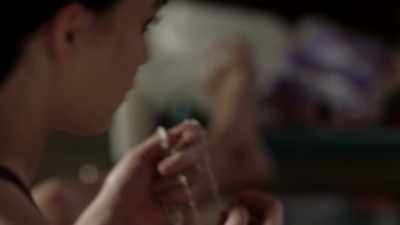 [knocking at door] - Vida
