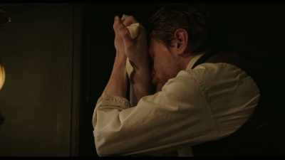 -[KNOCKING AT DOOR]
-SUMNER: Captain Brownlee. - The North Water