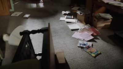 [knocking on door]BISHOP:
Angus DeMint! - NCIS