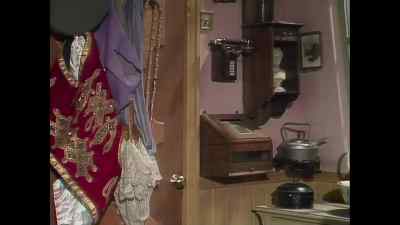 [KNOCKING ON DOOR] - The Muppet Show