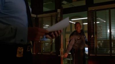 (KNOCKING ON DOOR) - Grimm