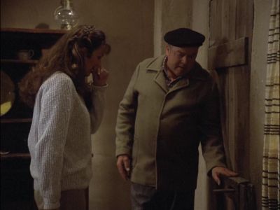 [KNOCKING ON DOOR] - MacGyver