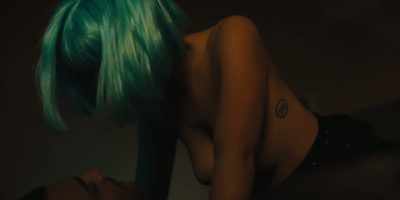 (knocking on door) - Jett