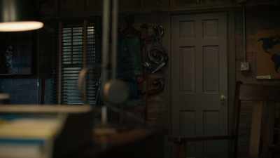 (KNOCKING ON DOOR) - Evil