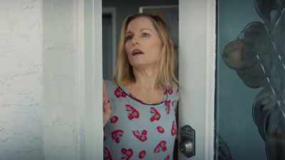 [knocking on door] - A Model Kidnapping