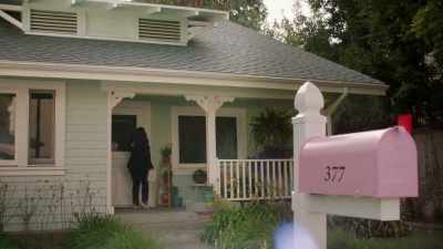 (knocking on door) - 9-1-1