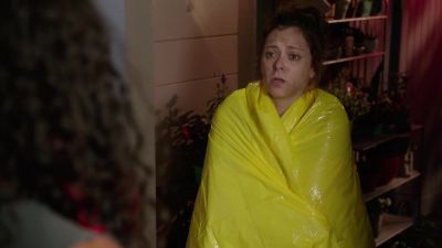 -[knocking on door]
-[siren blaring in distance] - Crazy Ex-Girlfriend