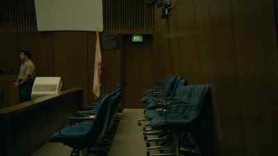 [knocking] - American Crime Story