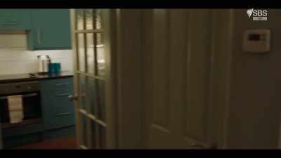(KNOCKING) - DI Ray