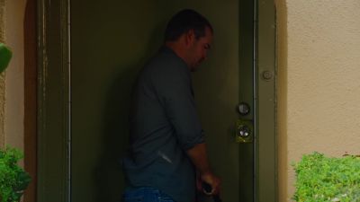           (knocking) - NCIS: Los Angeles