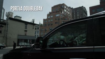 (KNOCKING) - Mr. Robot