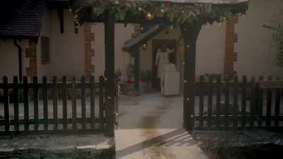 [Knocking] - A Very English Christmas