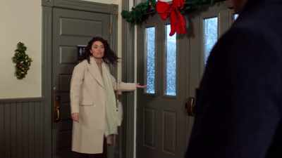(knocking) - Planes, Trains, and Christmas Trees
