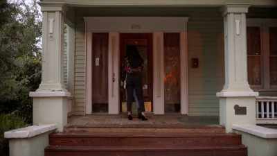 (knocking) - How I Met Your Murderer
