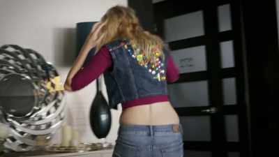 [KNOCKING] - Britney Ever After