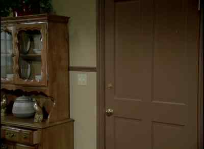 (KNOCKlNG ON DOOR) - The Incredible Hulk