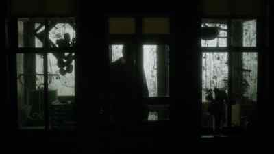 (KNOCKS ON DOOR) - Bates Motel