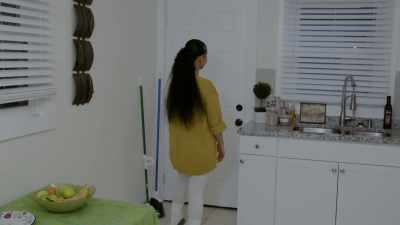 (knocks on door) - The Perfect Mother