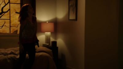 (knocks) - Blue Bloods